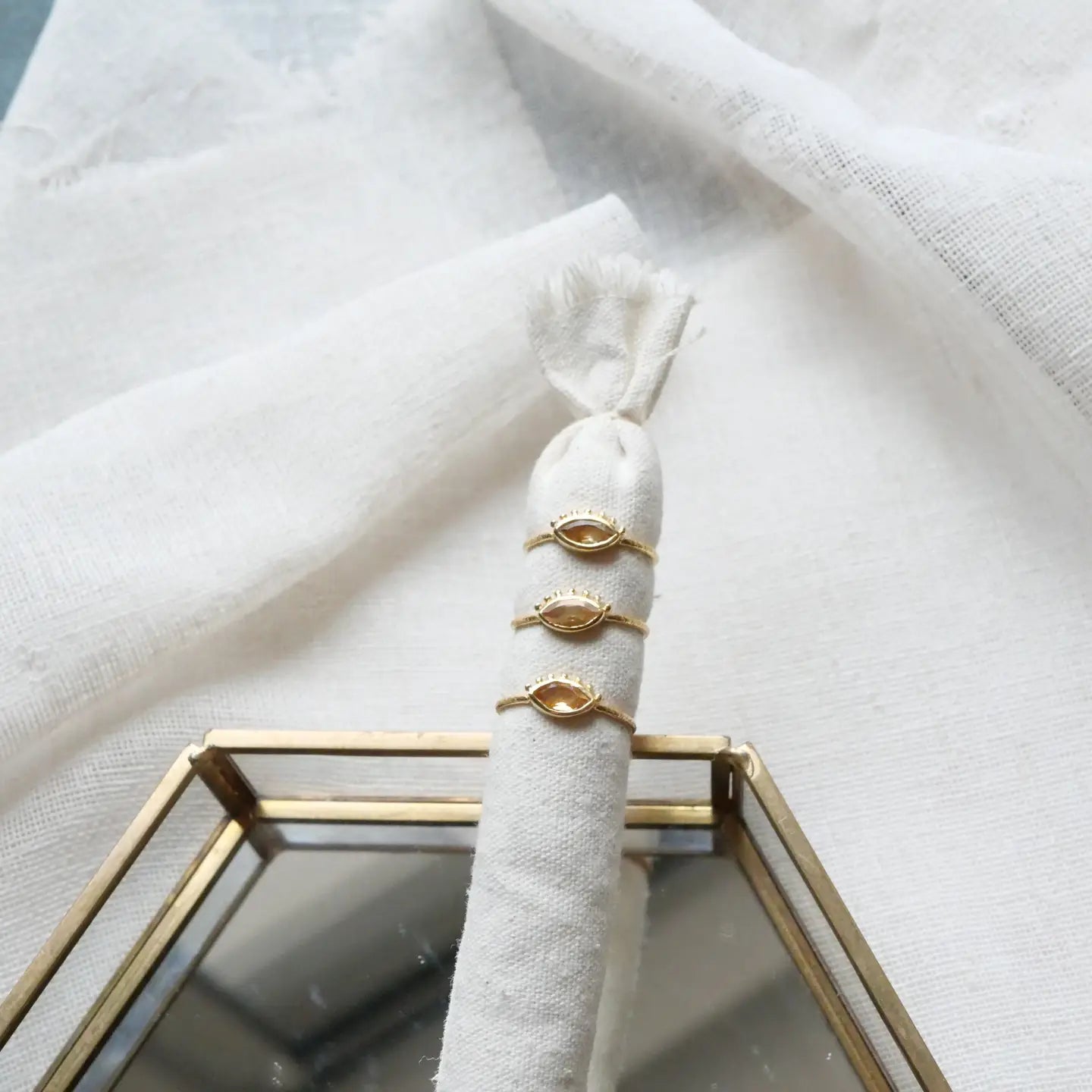 Luxe Eye Ring